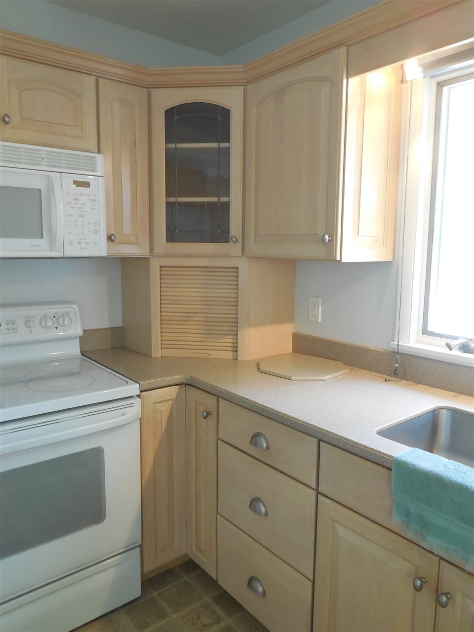 1019 Falkirk Road Alma, MI 48801 - Photo 17 of 36 1876239-16.JPG