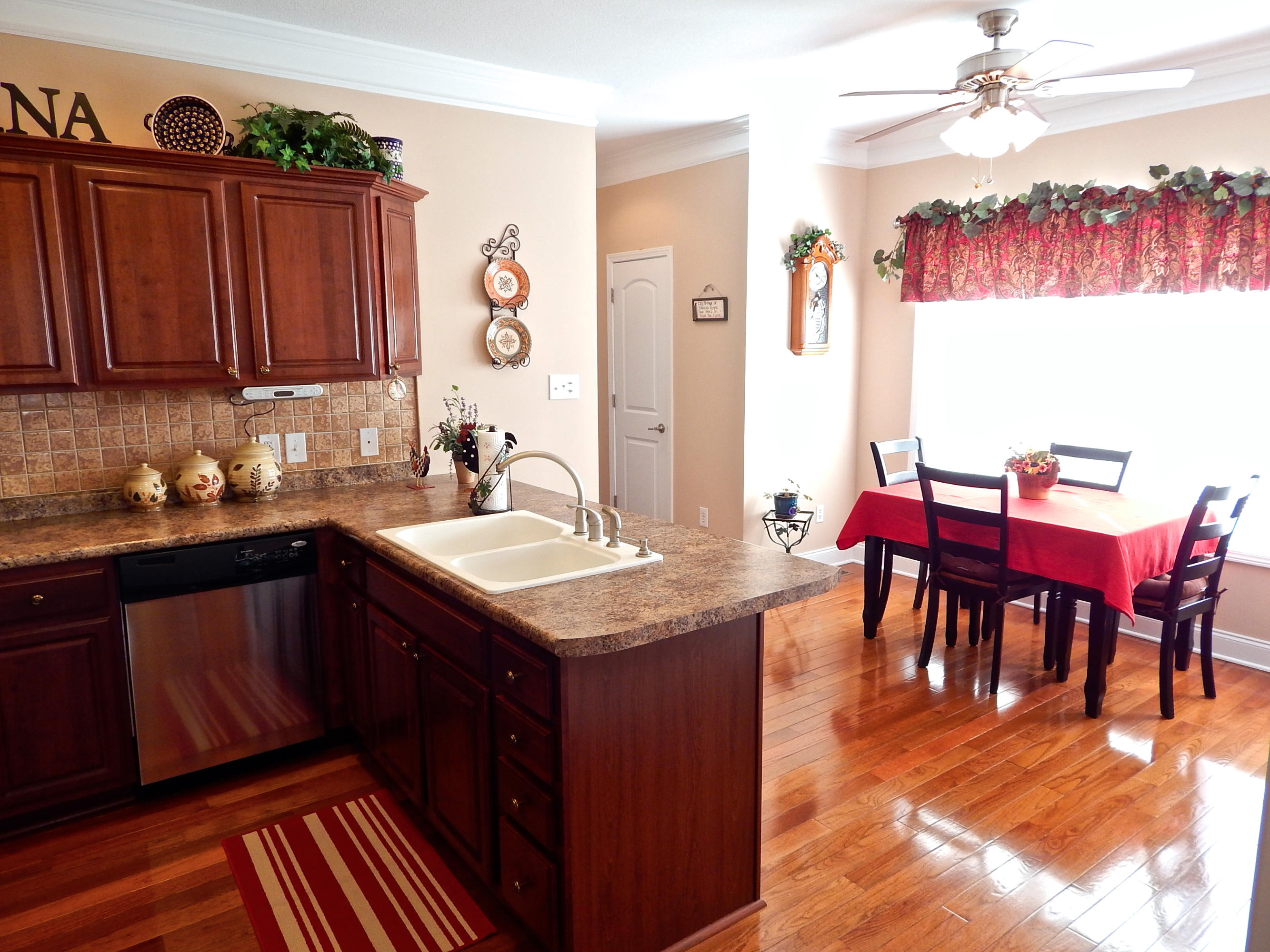 7410 Openview Lane Corryton, TN 37721 - Photo 7 of 37 DSCN8318