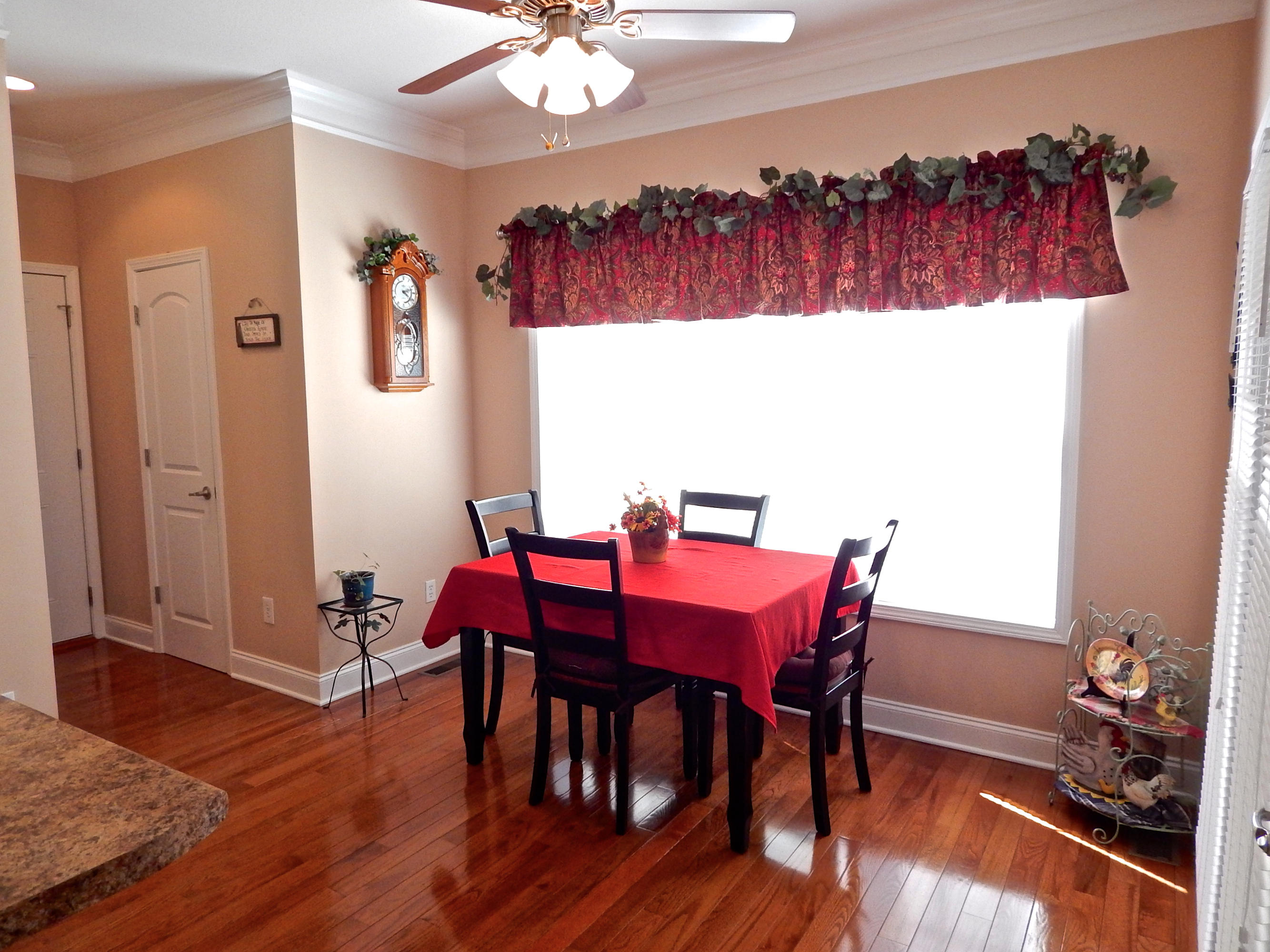 7410 Openview Lane Corryton, TN 37721 - Photo 8 of 37 DSCN8180