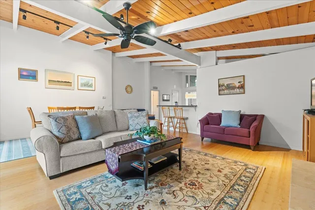 $1,199,000 | 640 Rio Del Mar Boulevard, Aptos, CA 95003