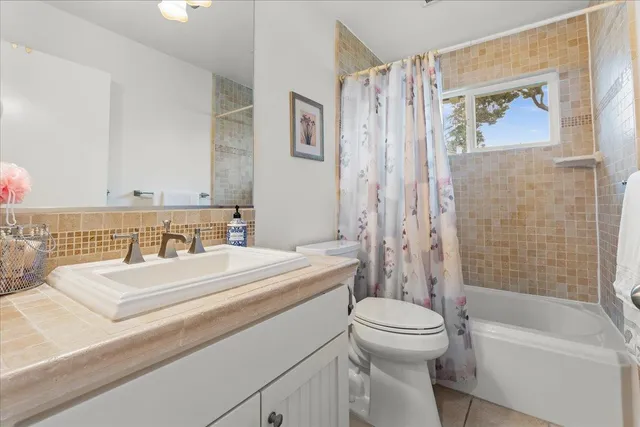 $1,199,000 | 640 Rio Del Mar Boulevard, Aptos, CA 95003