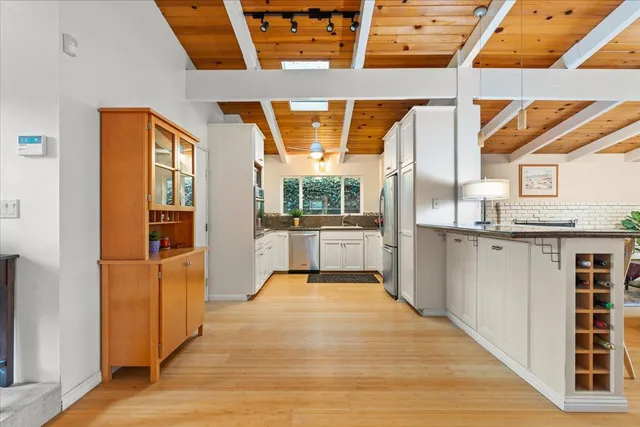 $1,199,000 | 640 Rio Del Mar Boulevard, Aptos, CA 95003