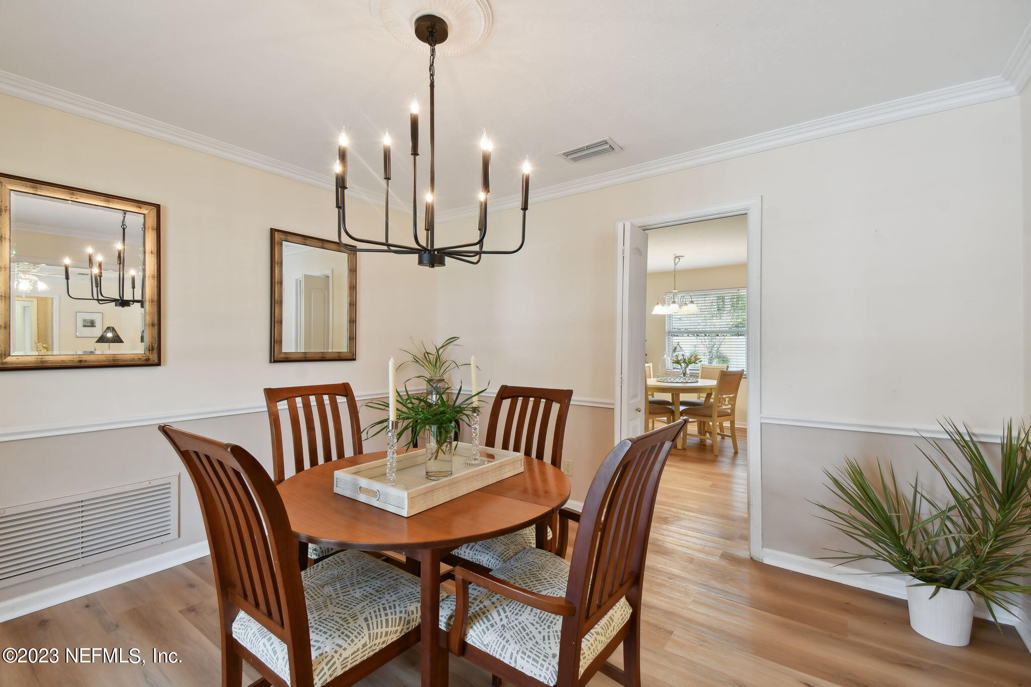 1060 Martinique Road Jacksonville, FL 32216 - Photo 10 of 42 Dining Room