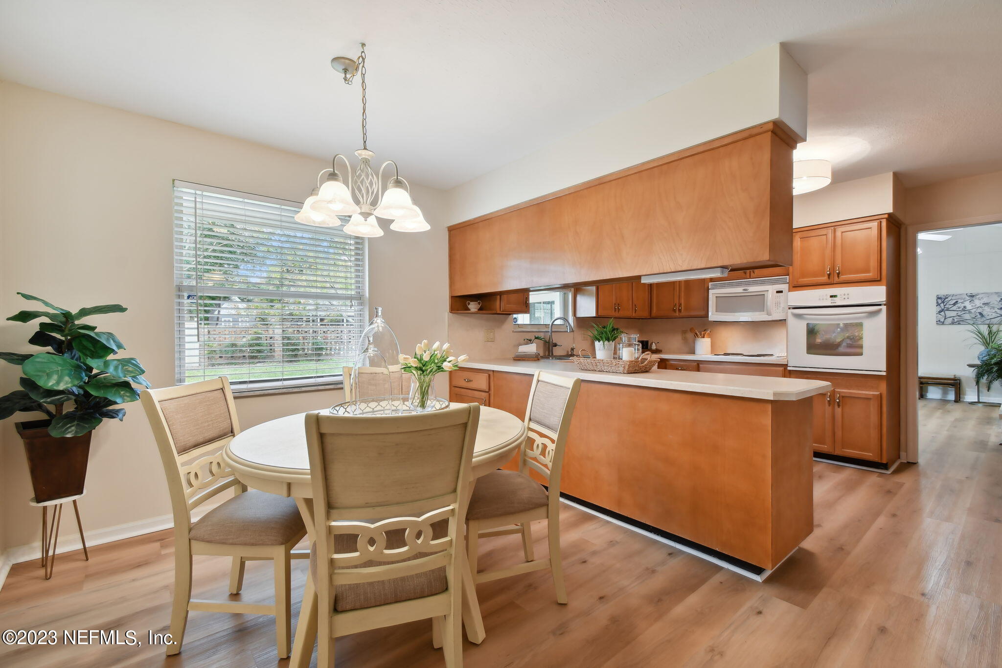 1060 Martinique Road Jacksonville, FL 32216 - Photo 13 of 42 Breakfast Nook