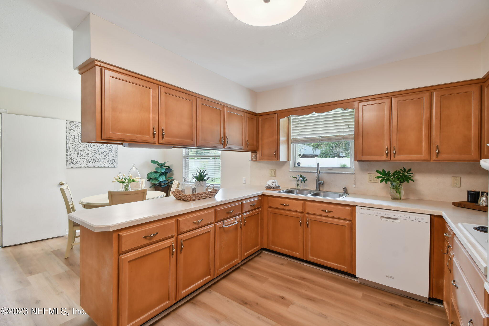 1060 Martinique Road Jacksonville, FL 32216 - Photo 14 of 42 Kitchen