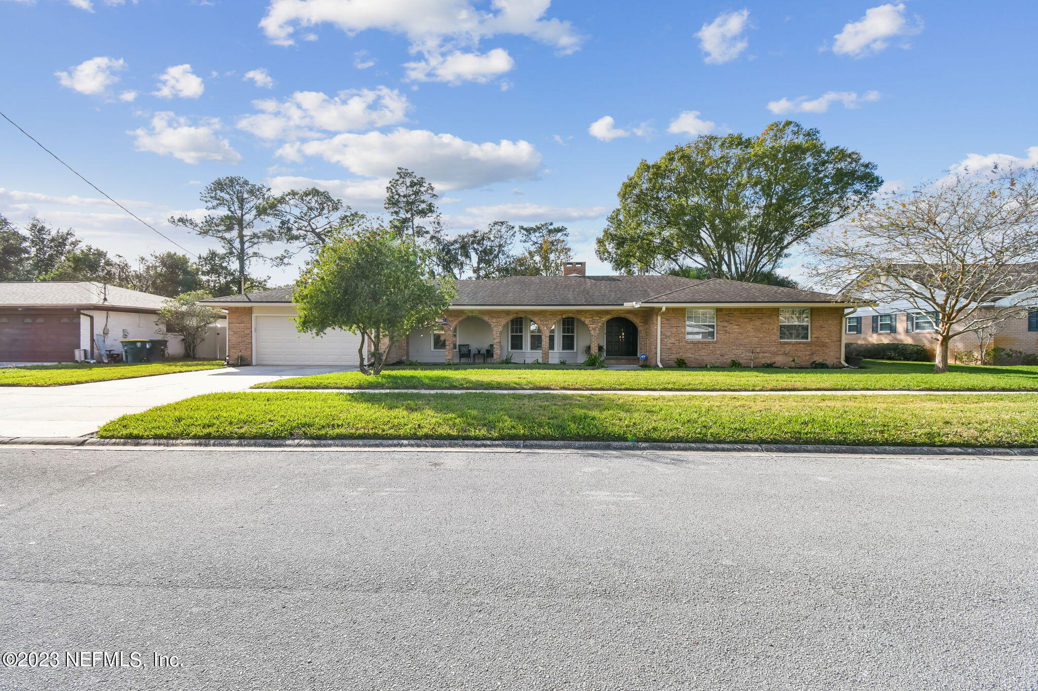 1060 Martinique Road Jacksonville, FL 32216 - Photo 2 of 42 Front View