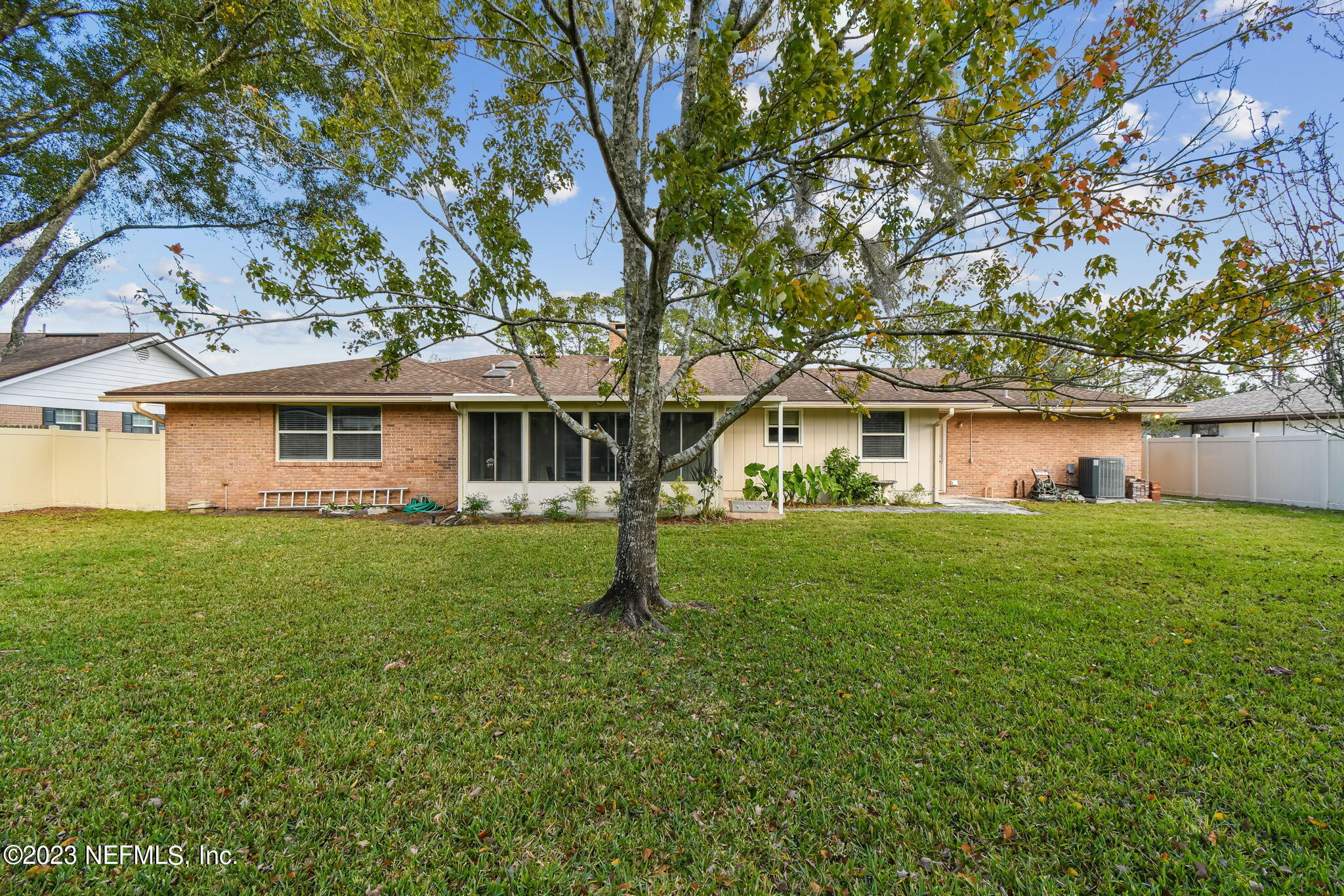 1060 Martinique Road Jacksonville, FL 32216 - Photo 40 of 42 Backyard