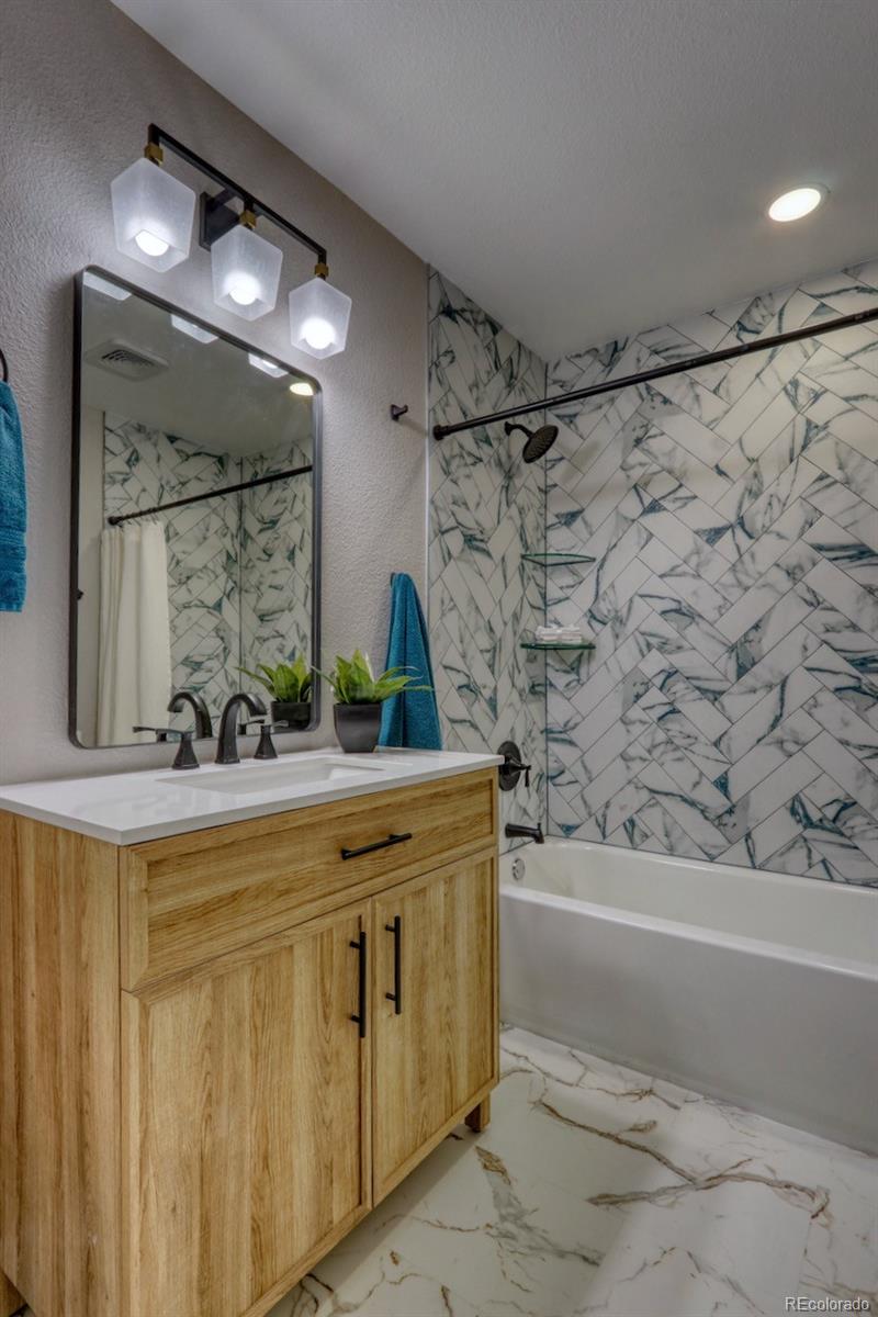 3395 Locust Street Denver, CO 80207 - Photo 18 of 41