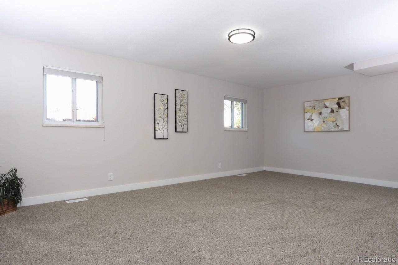 3395 Locust Street Denver, CO 80207 - Photo 23 of 41