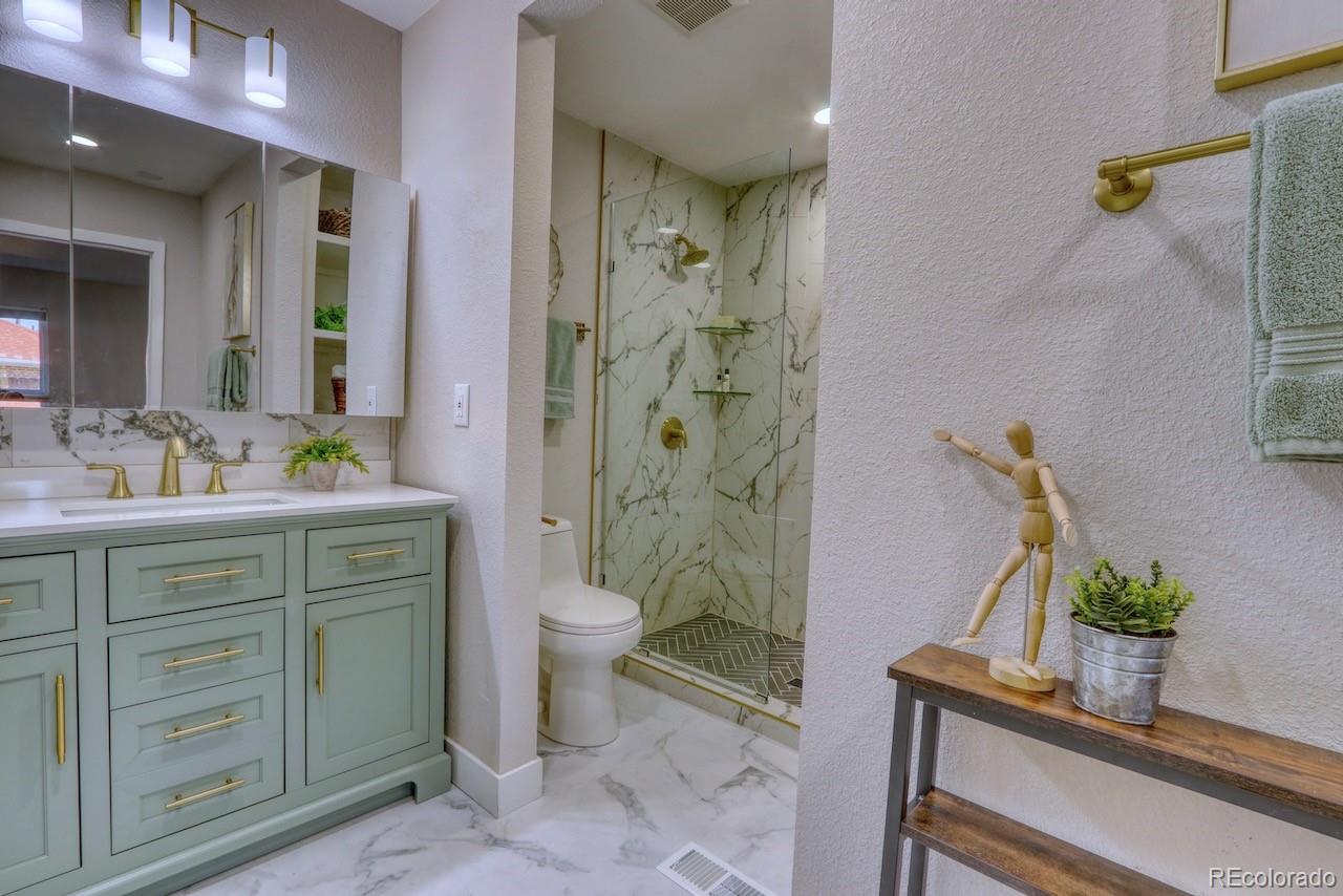 3395 Locust Street Denver, CO 80207 - Photo 24 of 41