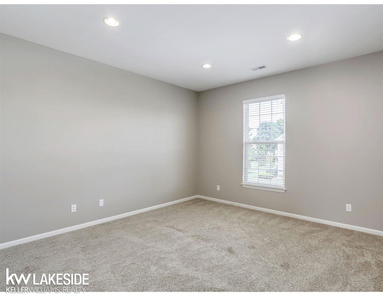 1183 Alameda Troy, MI 48085 - Photo 22 of 25