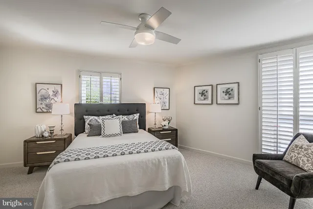 $299,900 | 333 2nd Street Northeast, Unit 206, Washington, DC 20002