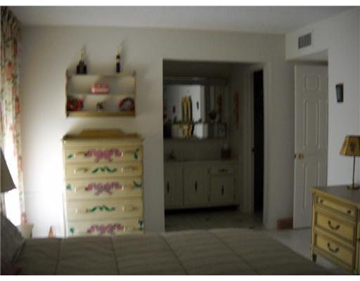 635 High Point Drive, Unit A Delray Beach, FL 33445 - Photo 10 of 16 Additional Photo