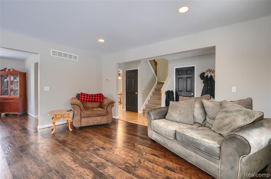 4203 East Clyde Road Howell, MI 48855 - Photo 15 of 24