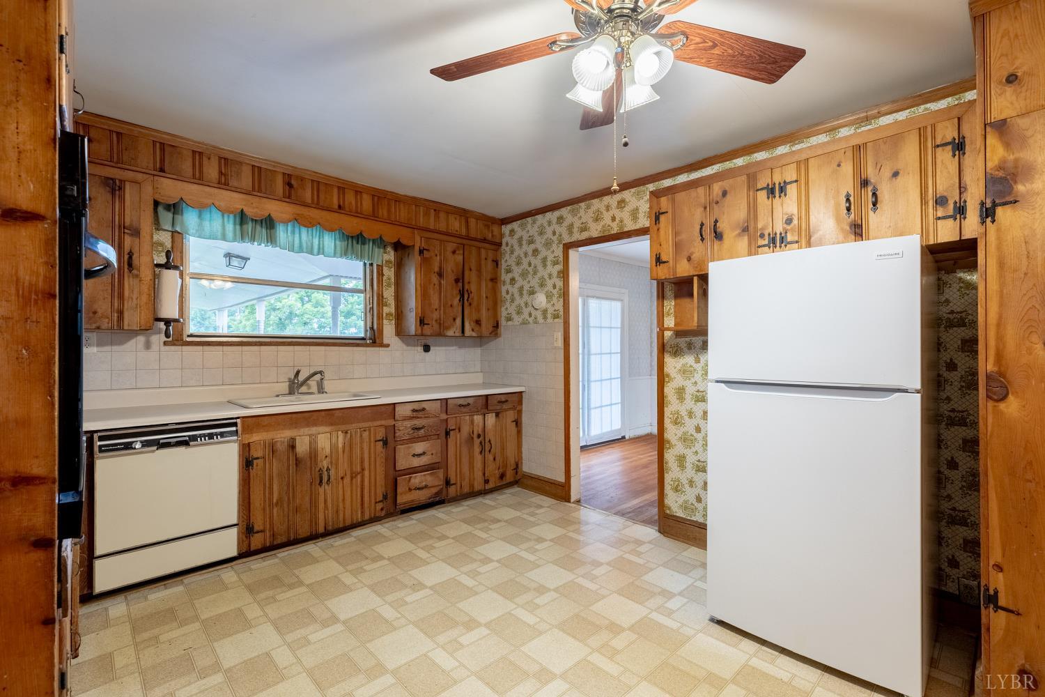 1094 Pigeon Run Road Gladys, VA 24554 - Photo 20 of 44 Gallery Image 20