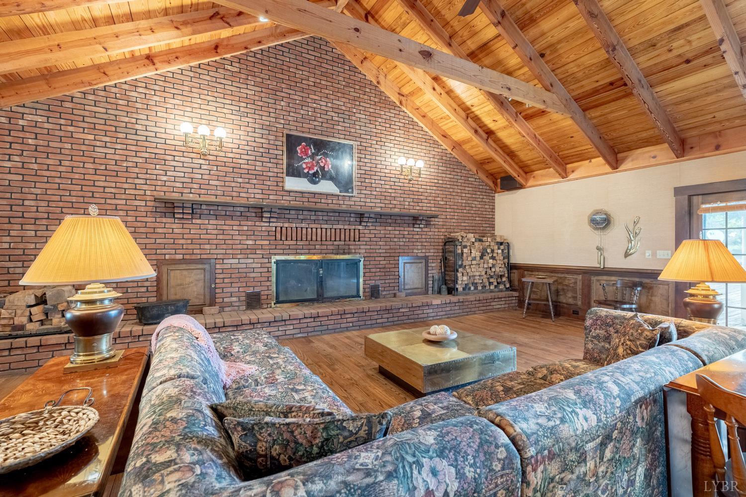 1094 Pigeon Run Road Gladys, VA 24554 - Photo 10 of 44 Gallery Image 10