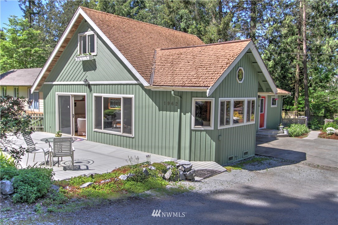 1962 Wellington Road Point Roberts, WA 98281 - Photo 1 of 25
