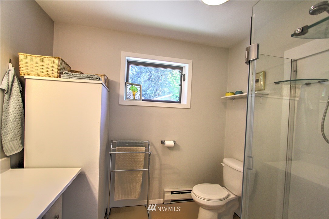 1962 Wellington Road Point Roberts, WA 98281 - Photo 12 of 25