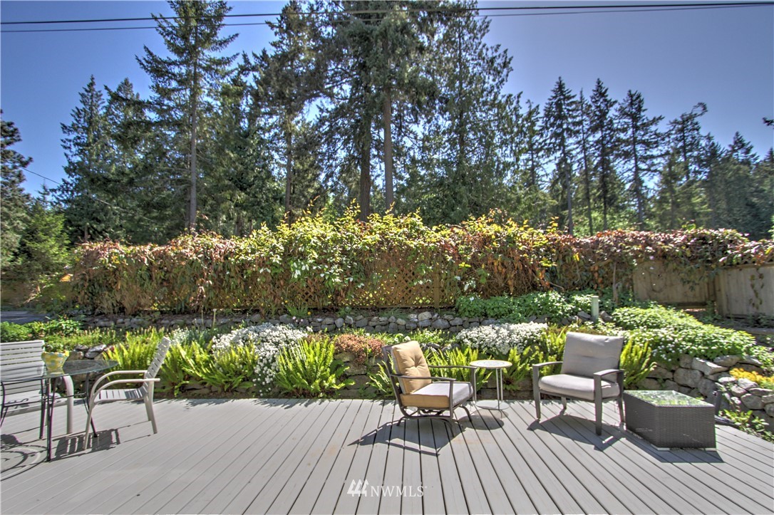 1962 Wellington Road Point Roberts, WA 98281 - Photo 4 of 25