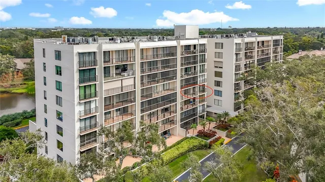 $369,000 | 220 Belleview Boulevard, Unit 412, Belleair, FL 33756