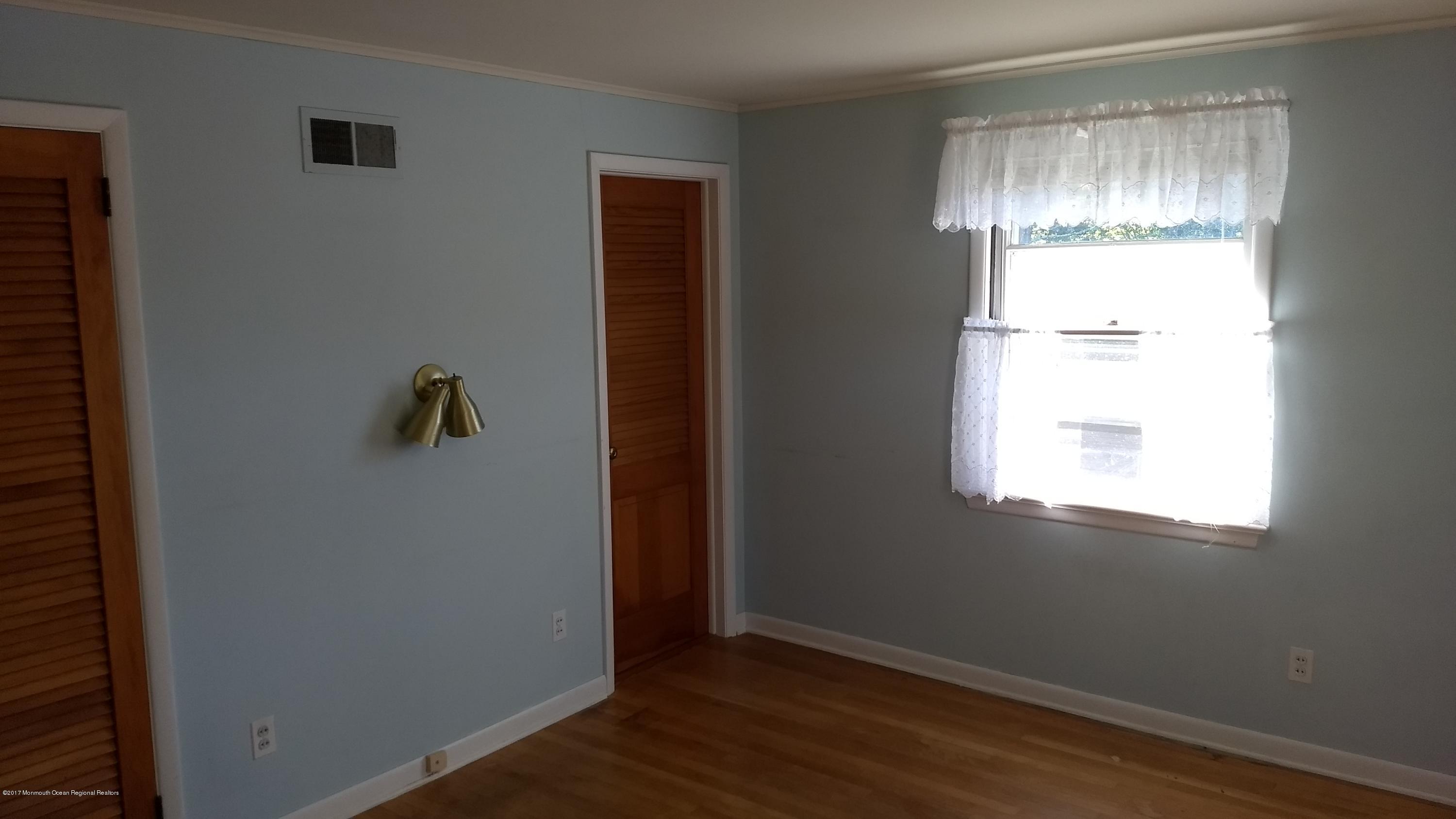 399 Brickyard Road Freehold, NJ 07728 - Photo 24 of 39 IMG_20171021_101008347