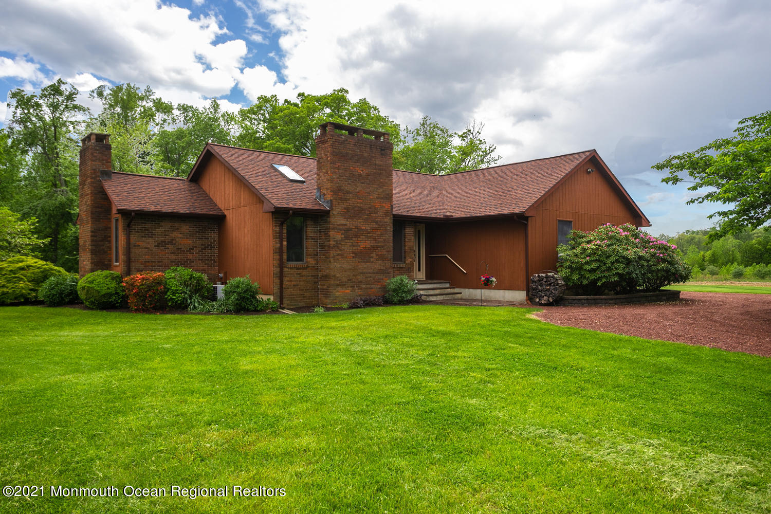 101 Walnford Road Allentown, NJ 08501 - Photo 1 of 36 101 Walnford-1