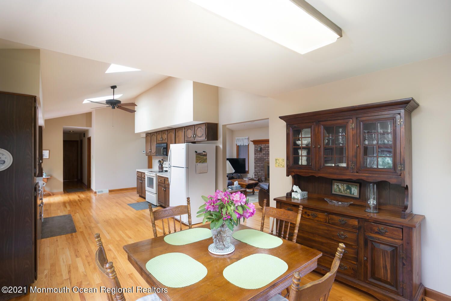 101 Walnford Road Allentown, NJ 08501 - Photo 12 of 36 101 Walnford-12