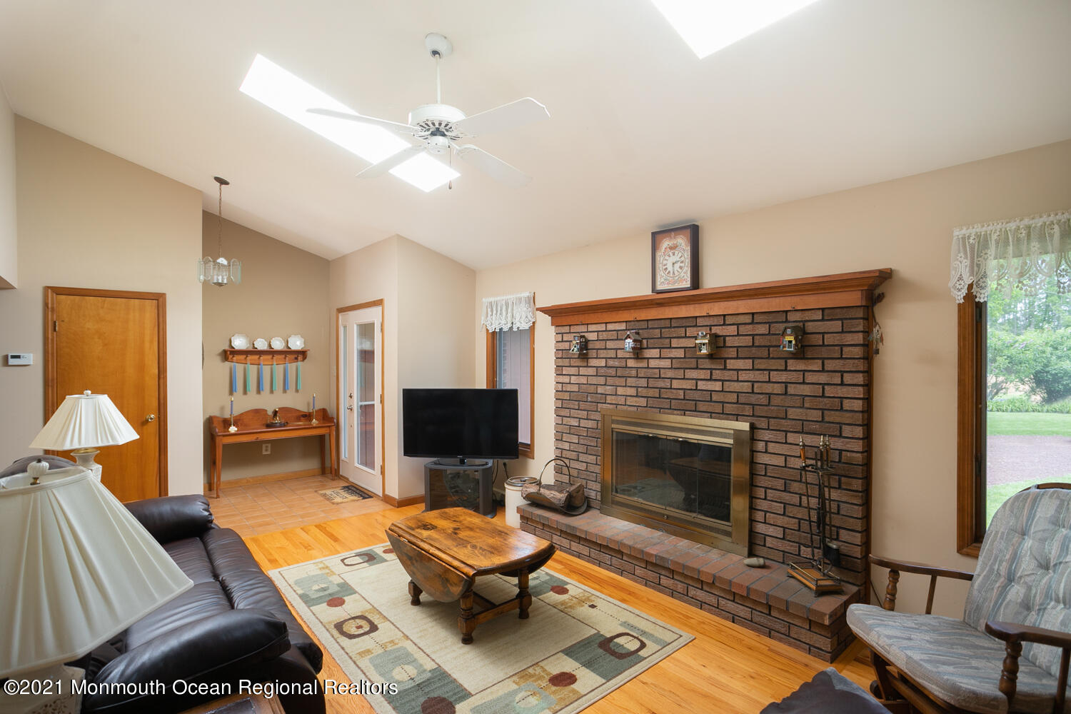 101 Walnford Road Allentown, NJ 08501 - Photo 7 of 36 101 Walnford-7