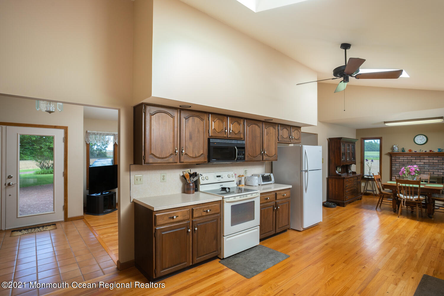 101 Walnford Road Allentown, NJ 08501 - Photo 10 of 36 101 Walnford-10