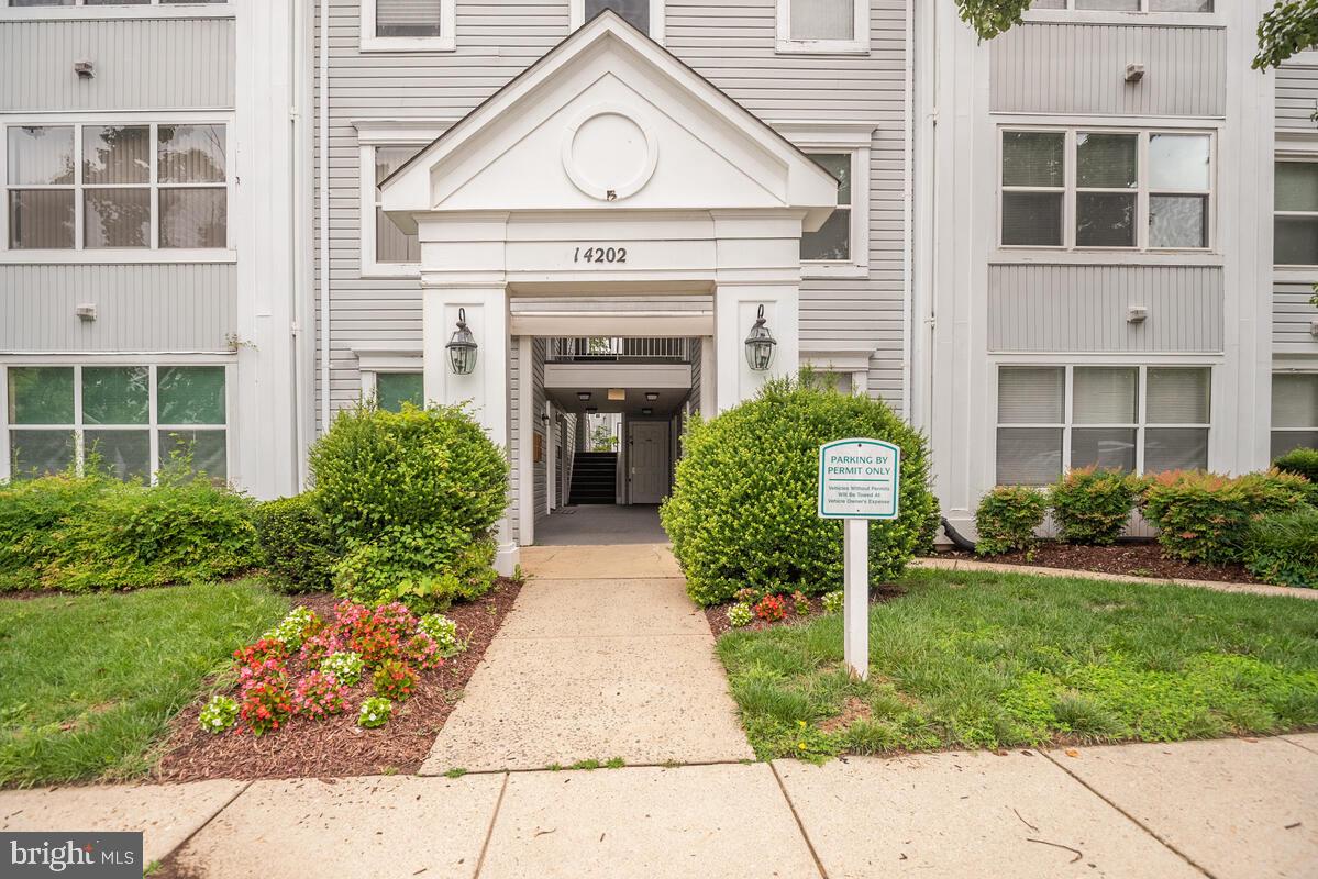 14202 Wolf Creek Place, Unit 826 Silver Spring, MD 20906 - Photo 4 of 33