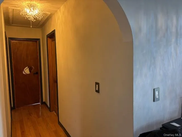 $599,990 | 461 1st Avenue, Lindenhurst, NY 11757