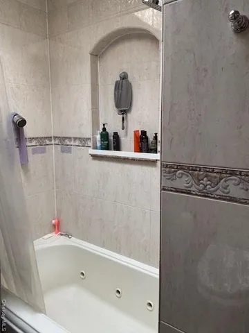 $599,990 | 461 1st Avenue, Lindenhurst, NY 11757