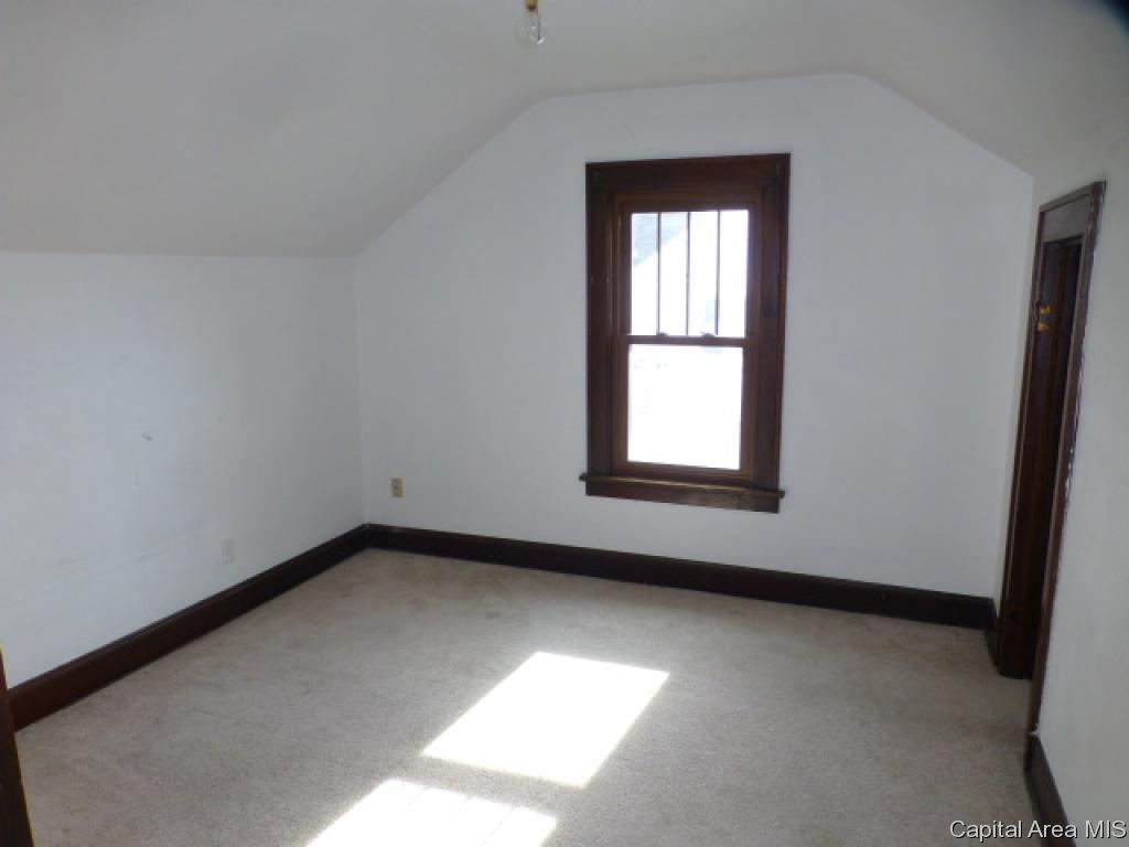 202 North MacArthur Boulevard Springfield, IL 62702 - Photo 13 of 23 Gallery Image 13