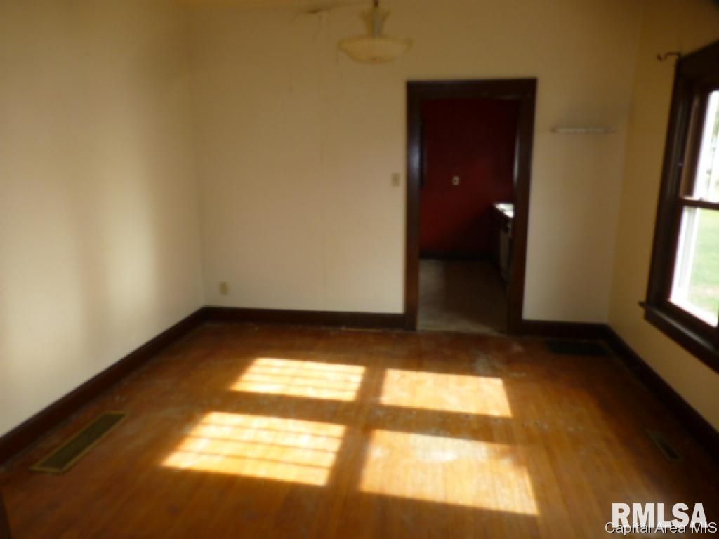 202 North MacArthur Boulevard Springfield, IL 62702 - Photo 4 of 23 Gallery Image 4