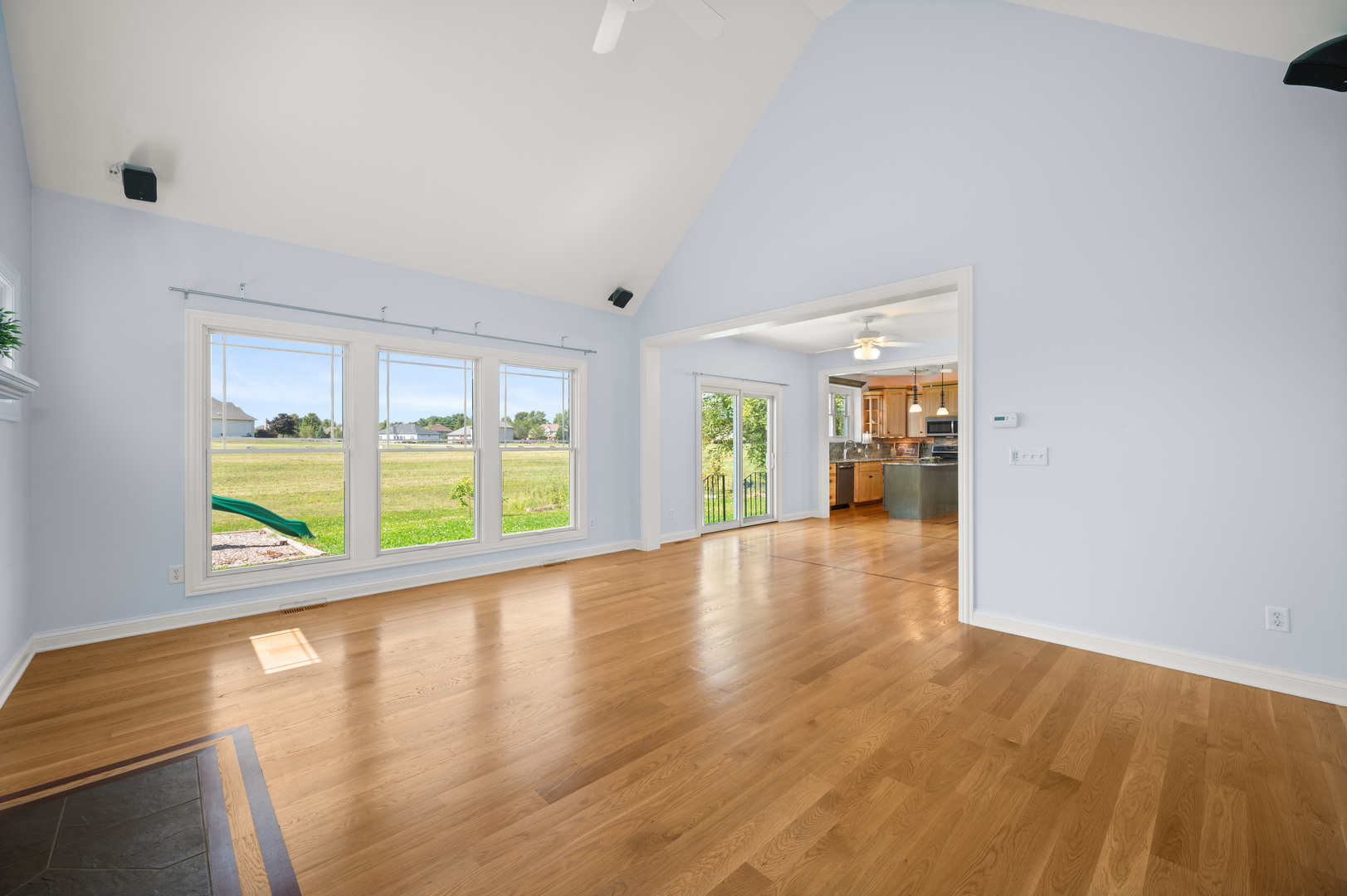 1035 Freedom Circle Sycamore, IL 60178 - Photo 16 of 48