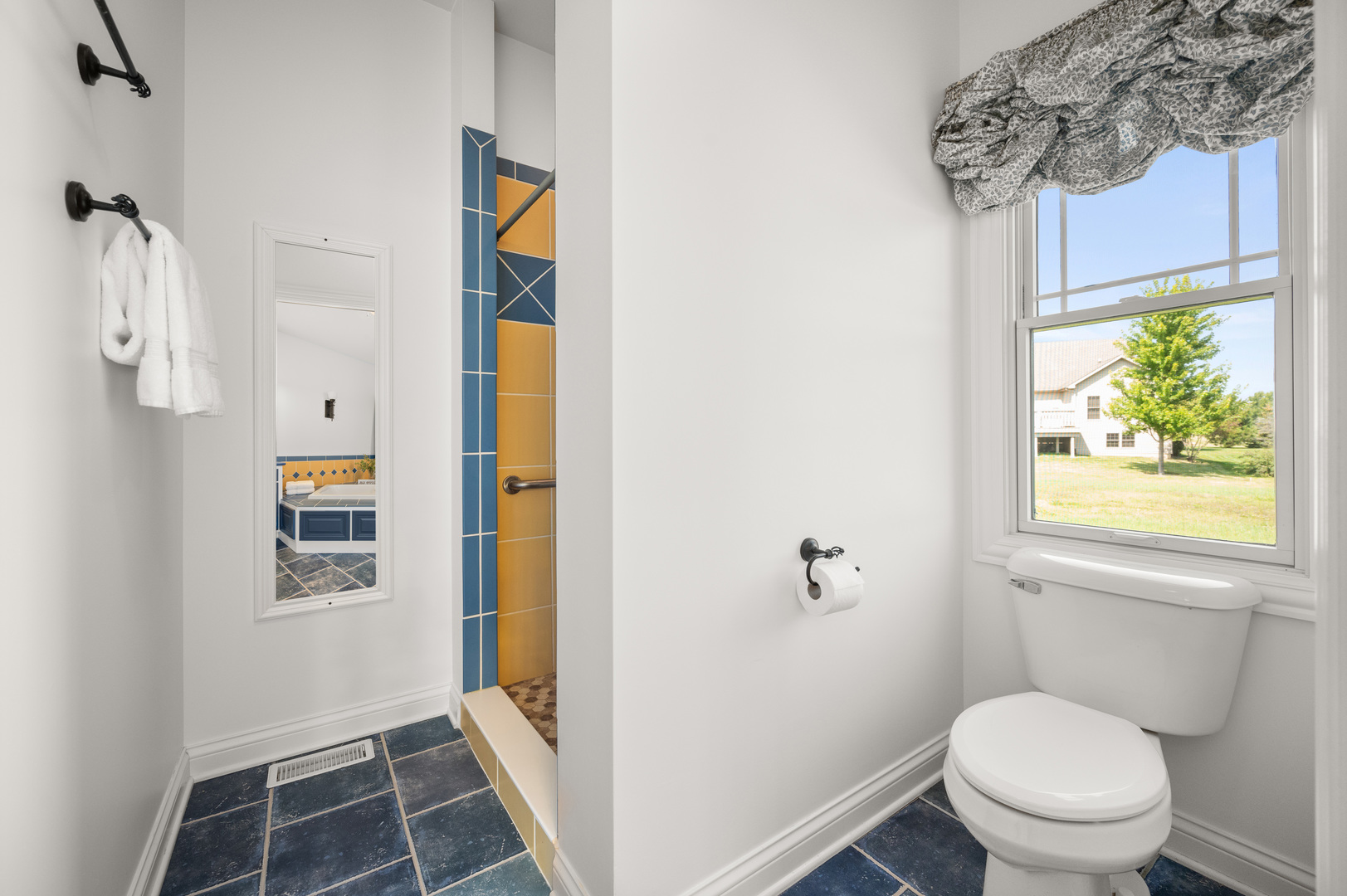 1035 Freedom Circle Sycamore, IL 60178 - Photo 21 of 48