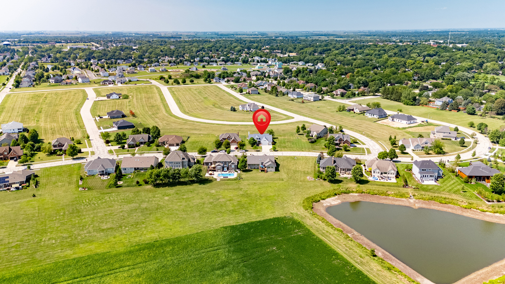 1035 Freedom Circle Sycamore, IL 60178 - Photo 3 of 48