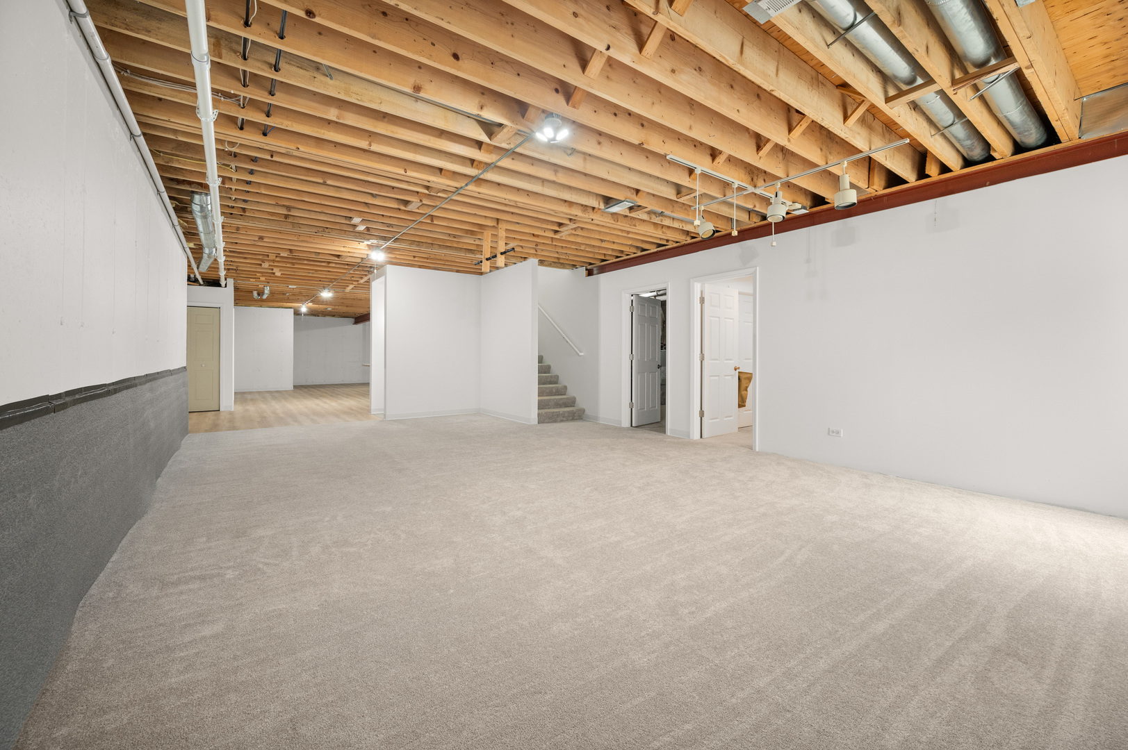 1035 Freedom Circle Sycamore, IL 60178 - Photo 32 of 48