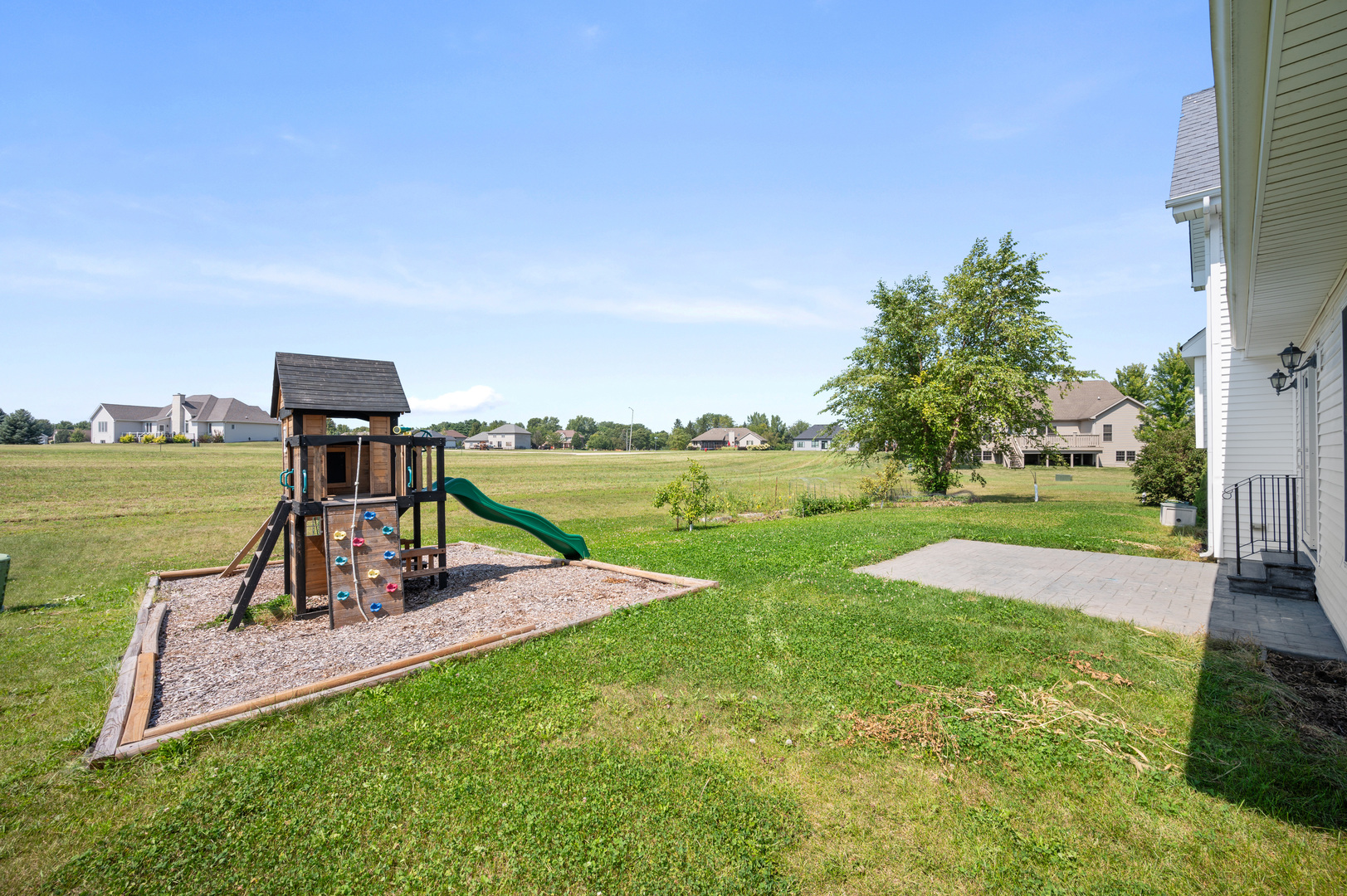 1035 Freedom Circle Sycamore, IL 60178 - Photo 44 of 48