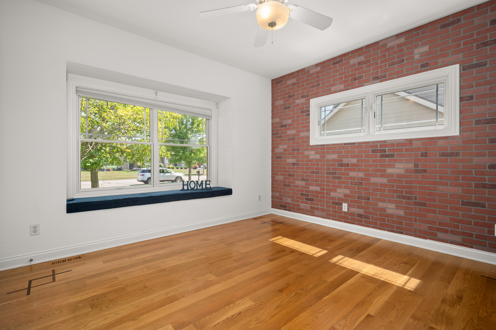 1035 Freedom Circle Sycamore, IL 60178 - Photo 8 of 48