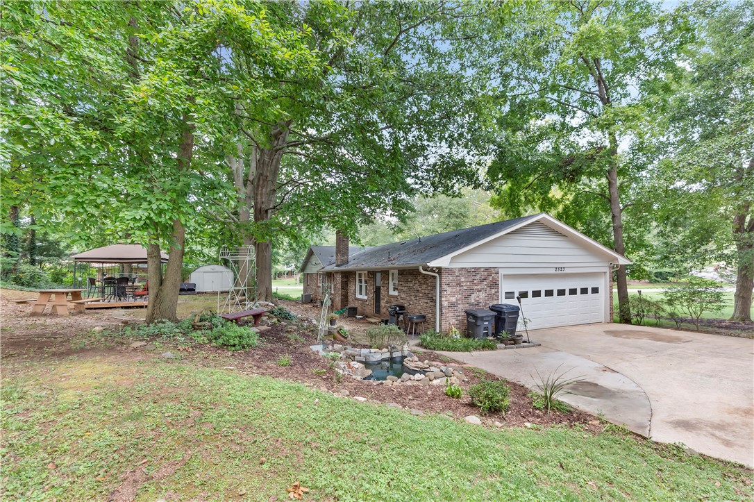2523 Lindale Road Anderson, SC 29621 - Photo 31 of 34