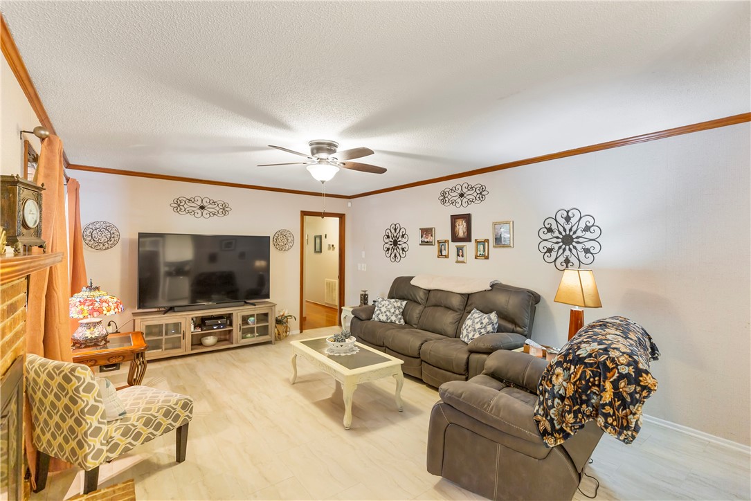 2523 Lindale Road Anderson, SC 29621 - Photo 8 of 34