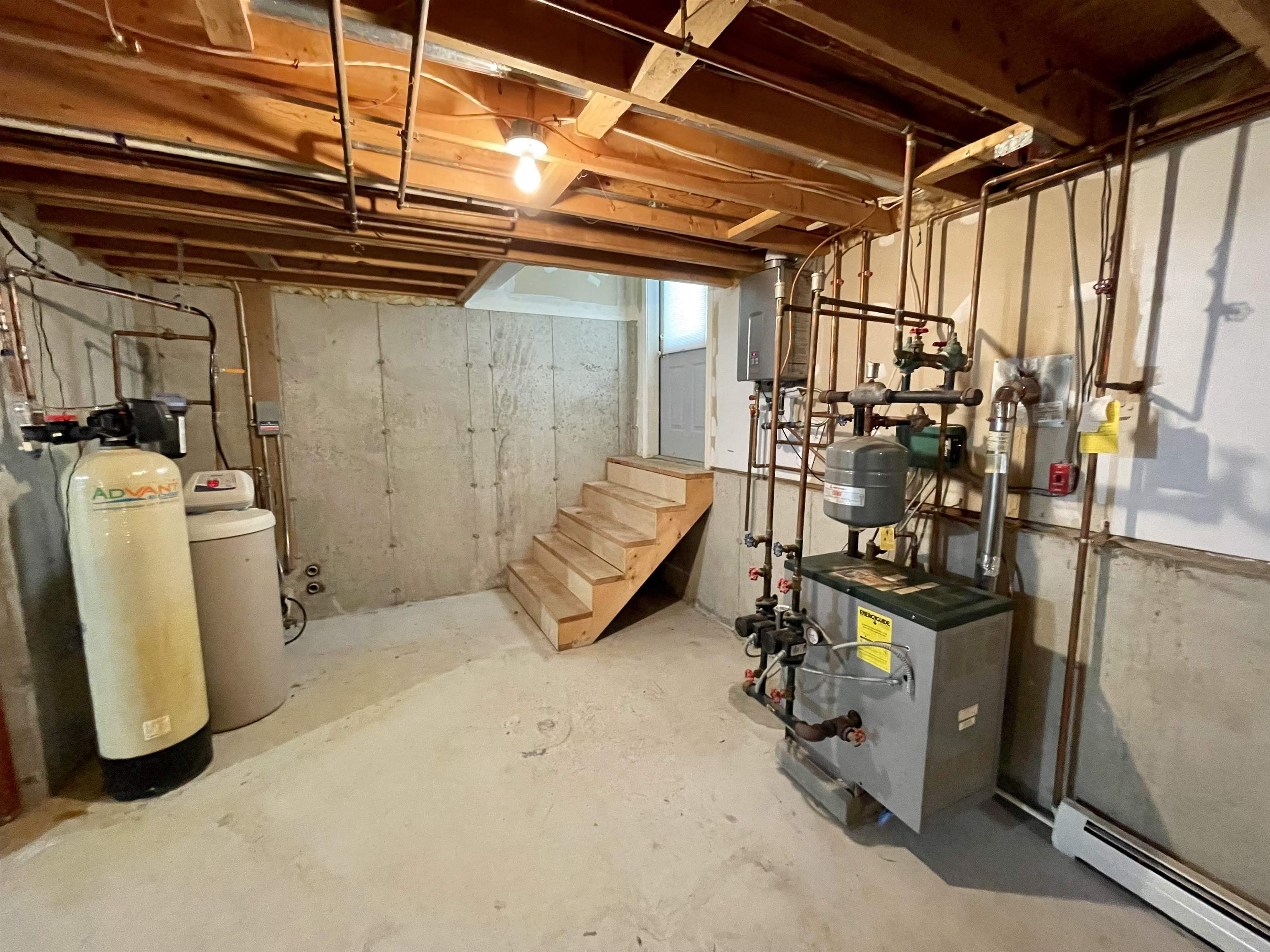 68 Arron Road Piermont, NH 03779 - Photo 17 of 23 Gallery Image 17