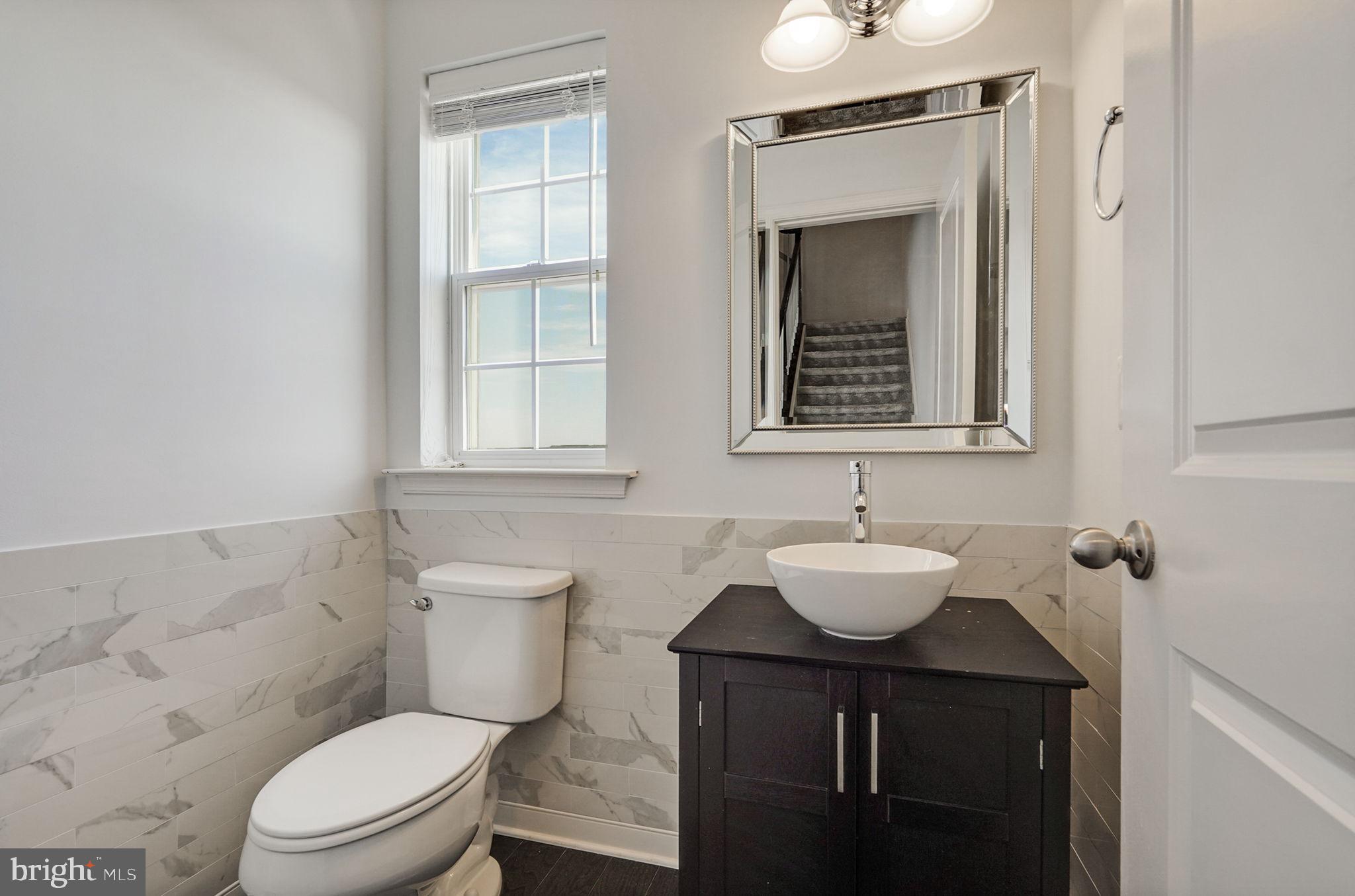 25584 Tolar Square Chantilly, VA 20152 - Photo 12 of 36