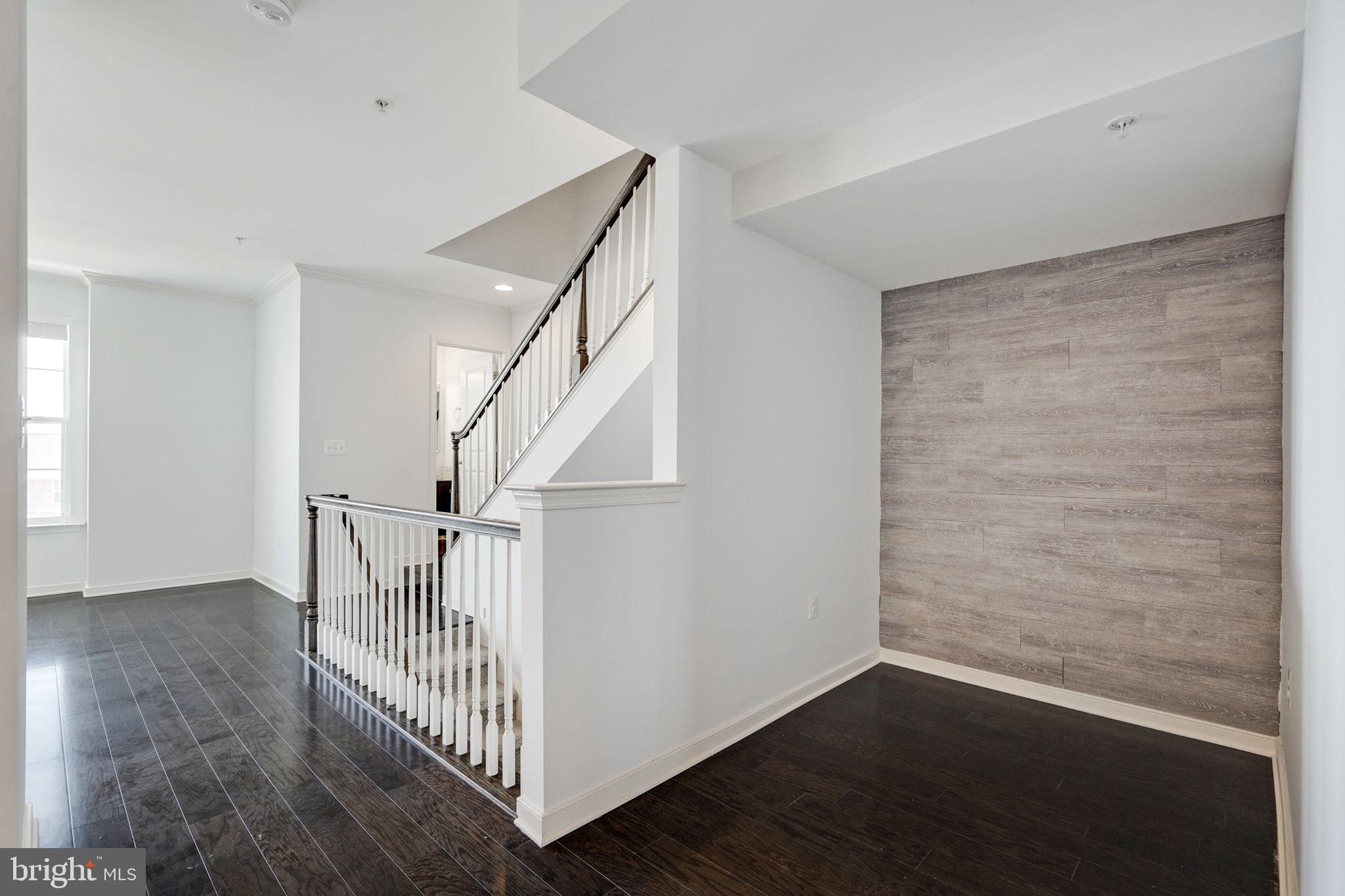 25584 Tolar Square Chantilly, VA 20152 - Photo 18 of 36