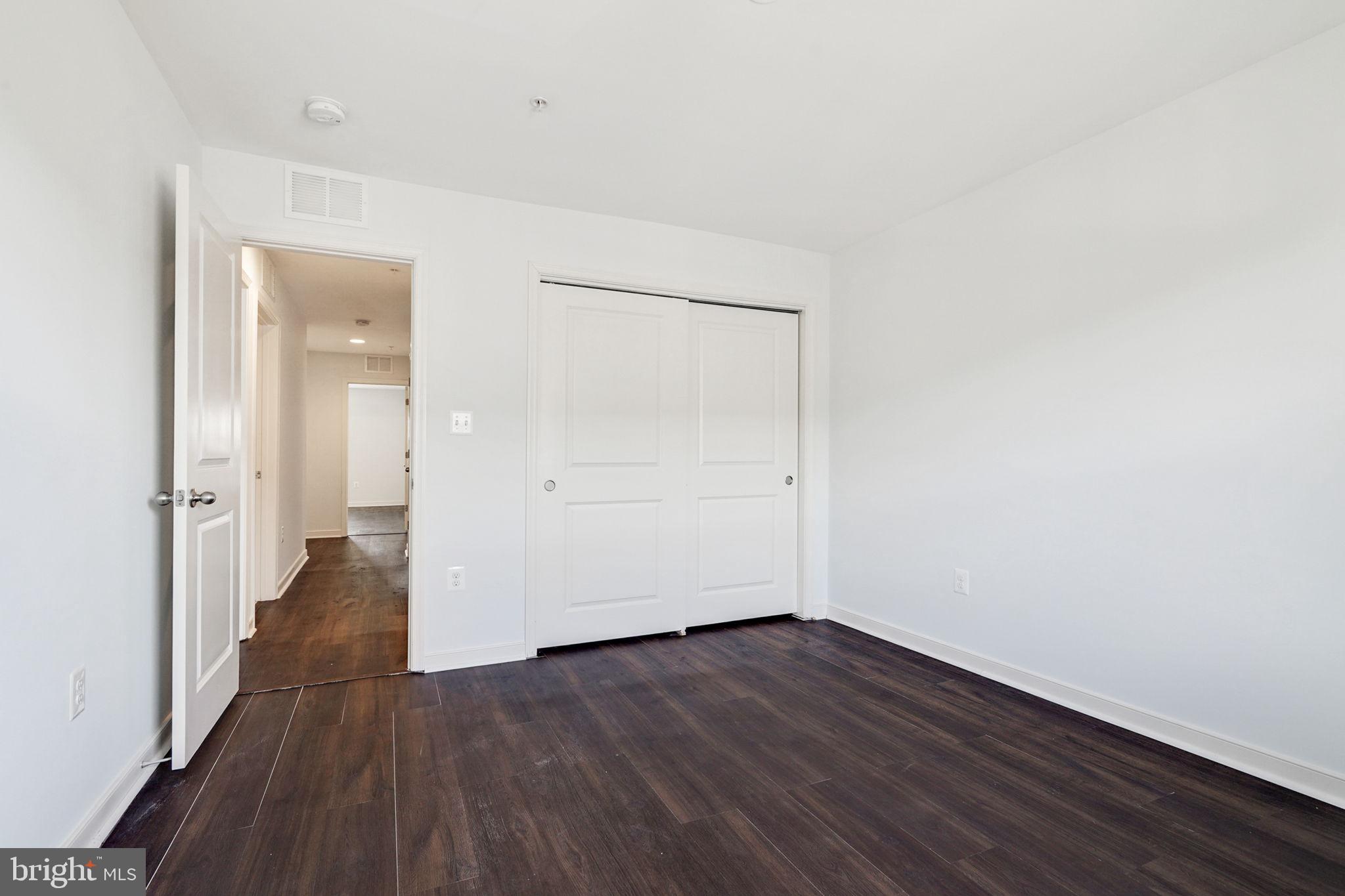 25584 Tolar Square Chantilly, VA 20152 - Photo 24 of 36