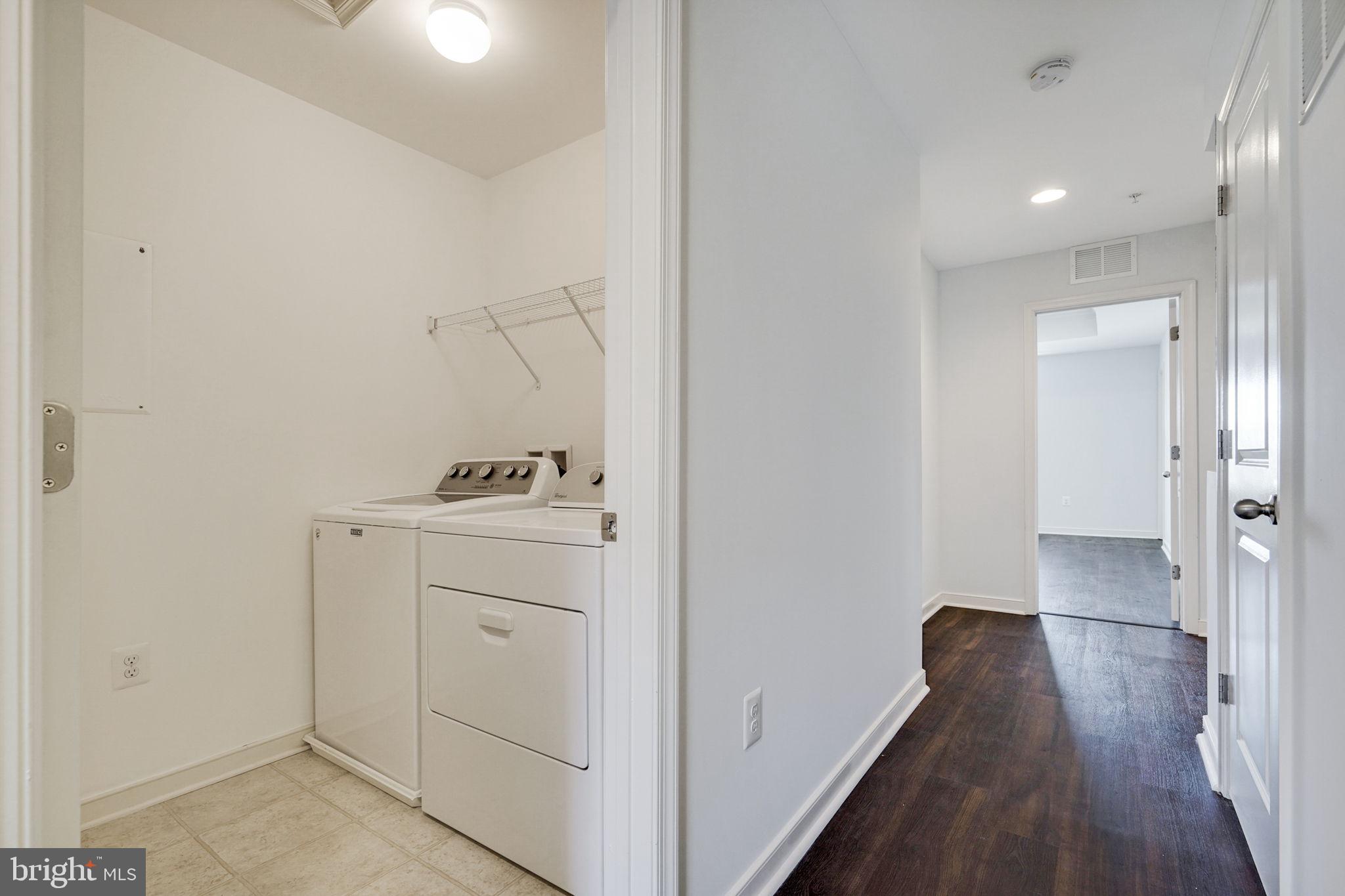 25584 Tolar Square Chantilly, VA 20152 - Photo 29 of 36