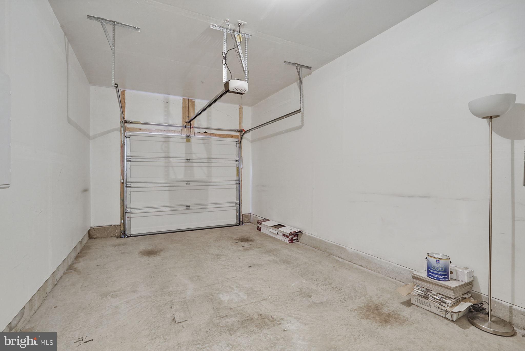 25584 Tolar Square Chantilly, VA 20152 - Photo 8 of 36