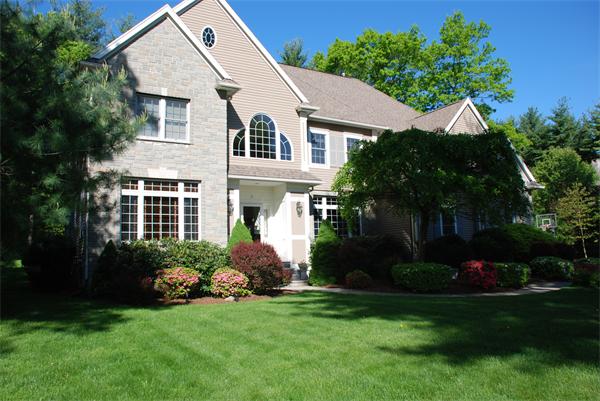 13 High Ridge Circle Franklin, MA 02038 - Photo 1 of 1 Gallery Image 1