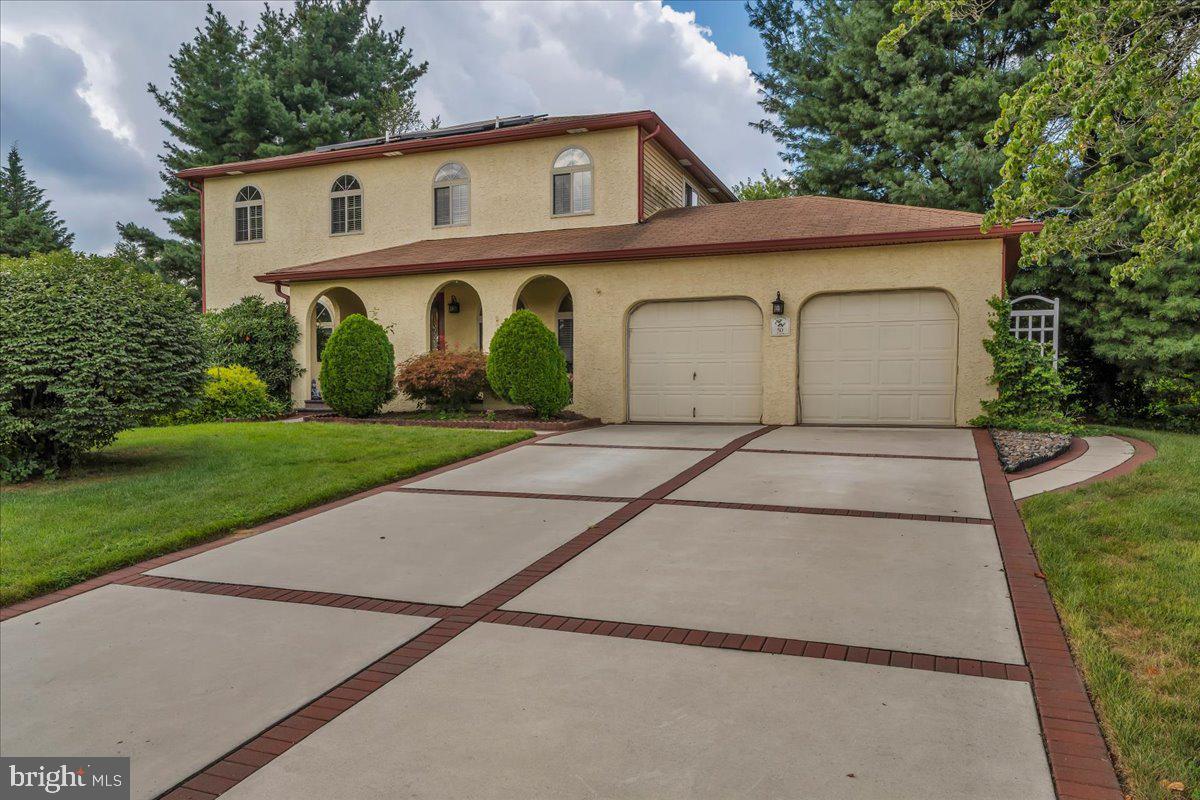 50 Wayside Road Berlin, NJ 08009 - Photo 1 of 35 Charming home with inviting curb appeal.